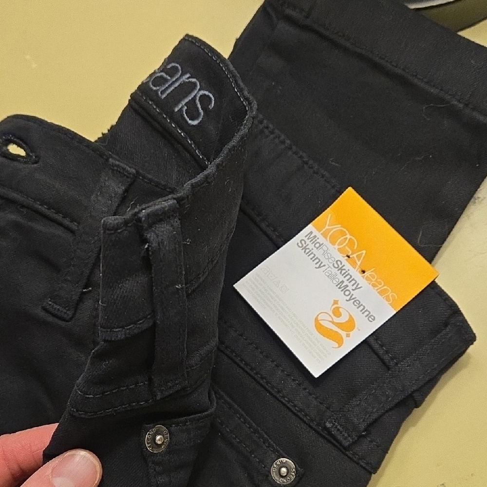 Women's Midrise Skinny NWT